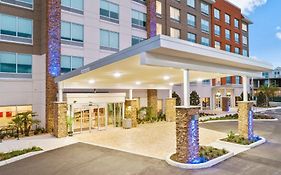 Holiday Inn Express&Suites Orlando- Lake Buena Vista, an IHG Hotel